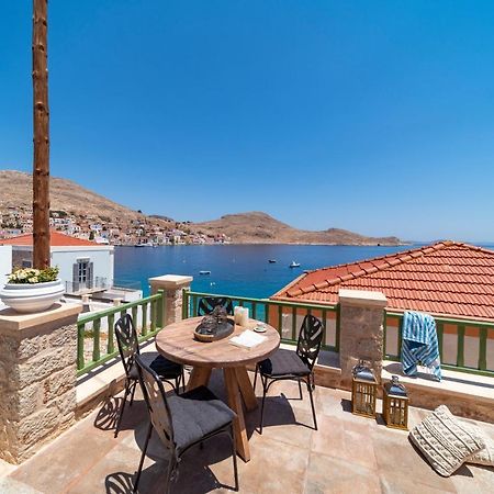 Muse Clio Vila Chalki Town Exterior foto