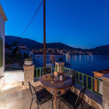 Muse Clio Vila Chalki Town Exterior foto